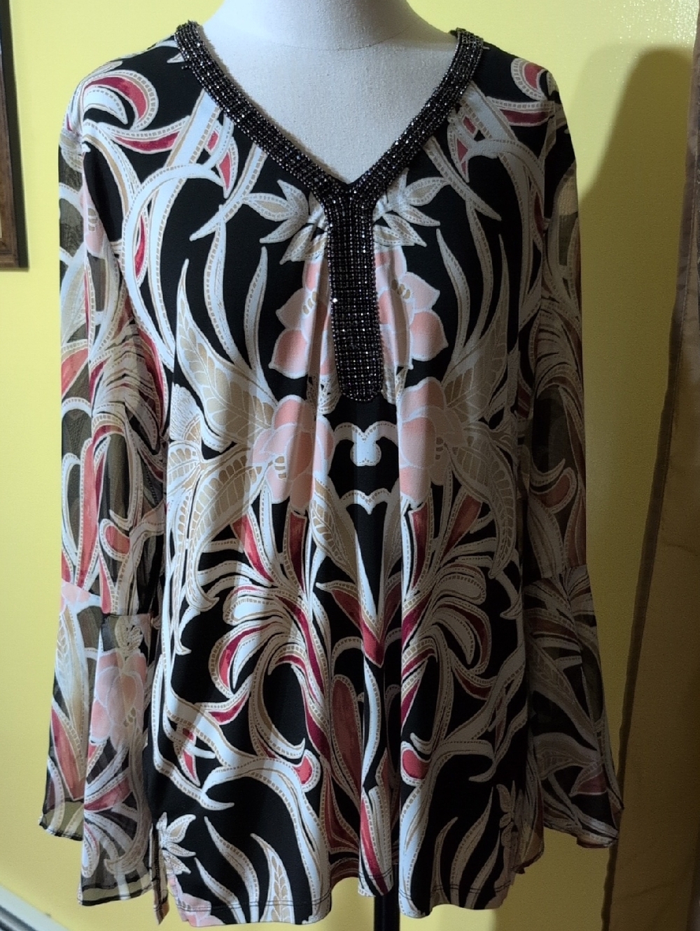 JM Collection Beaded V-Neck Floral Tunic - Black, Pink & Cream